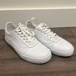 Women’s Vans White Leather Old Skoool